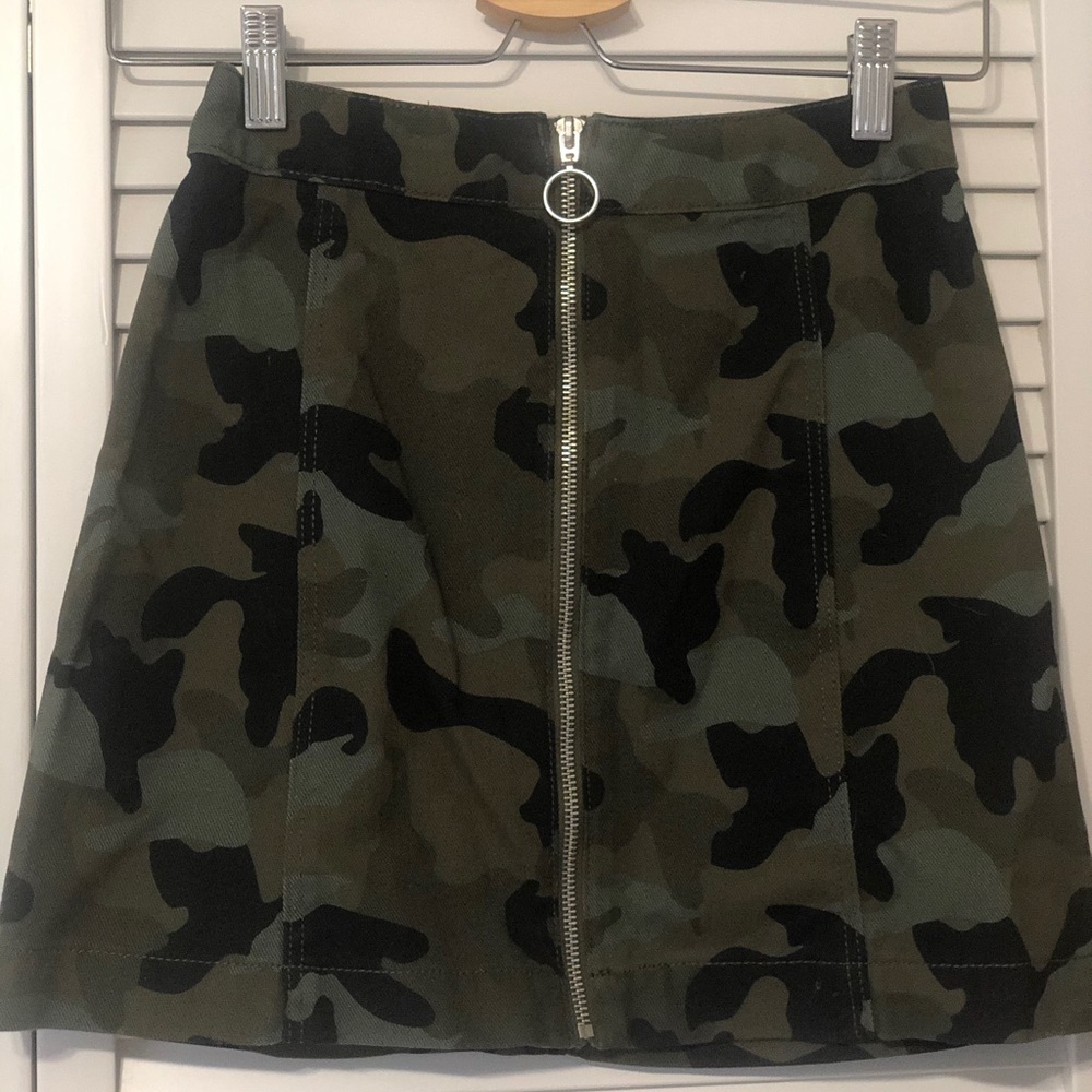 COPY - WOMENS SKIRT
